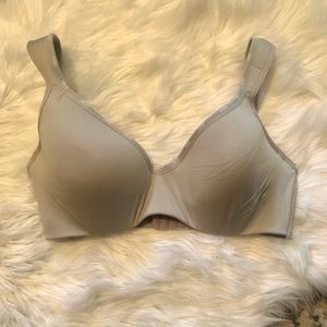 Izod Cream bra